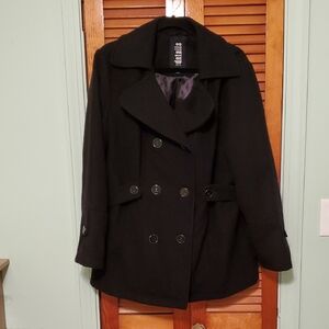 Stylish Black Double-Breasted Pea Coat